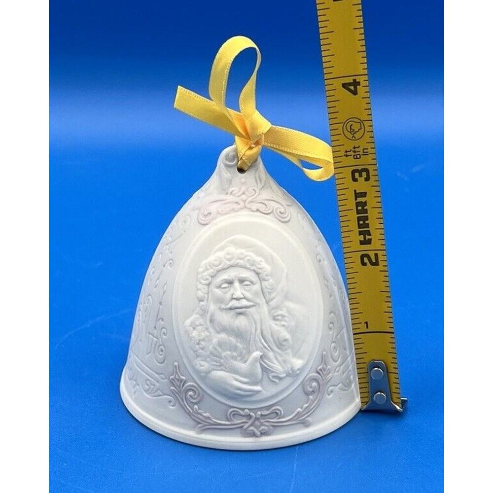 Lladró‎ 2003 Limited Edition Lladro Annual Porcelain Christmas Bell.(No Box) - Picture 7 of 8